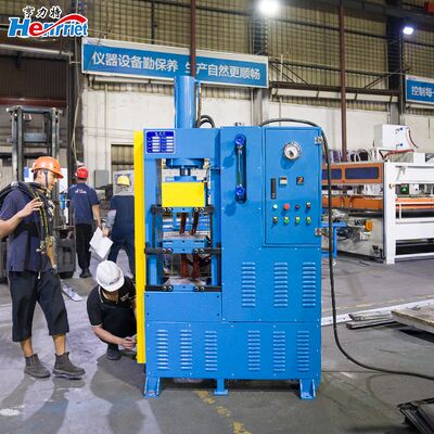 Factory Testing Of Small Hot And Cold Integrated Press Machines For Plywood Aluminum Honeycomb Wood Decorative Panels